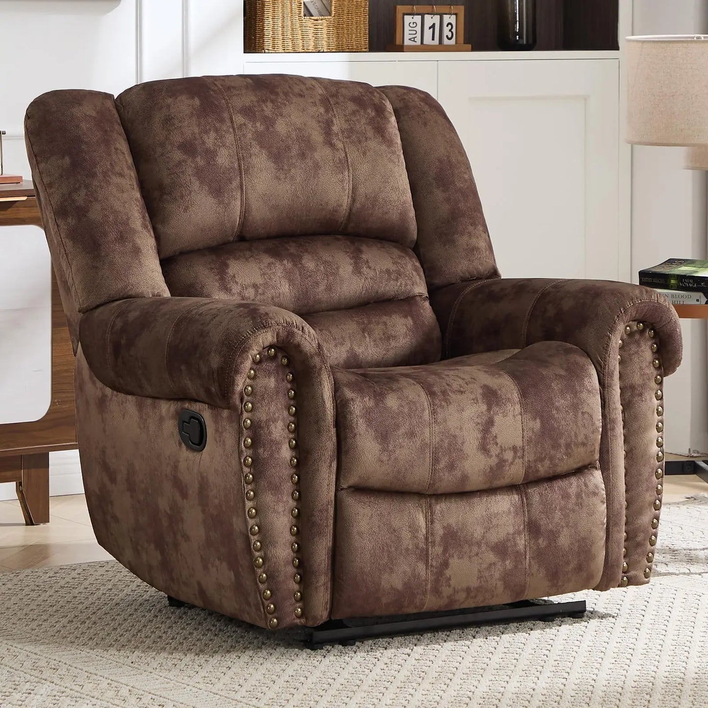Classic and Traditional Manual Recliner Chair, Leather