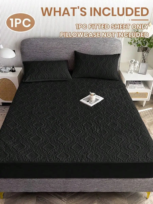 1pc Black Quilted Waterproof Fitted Sheet,