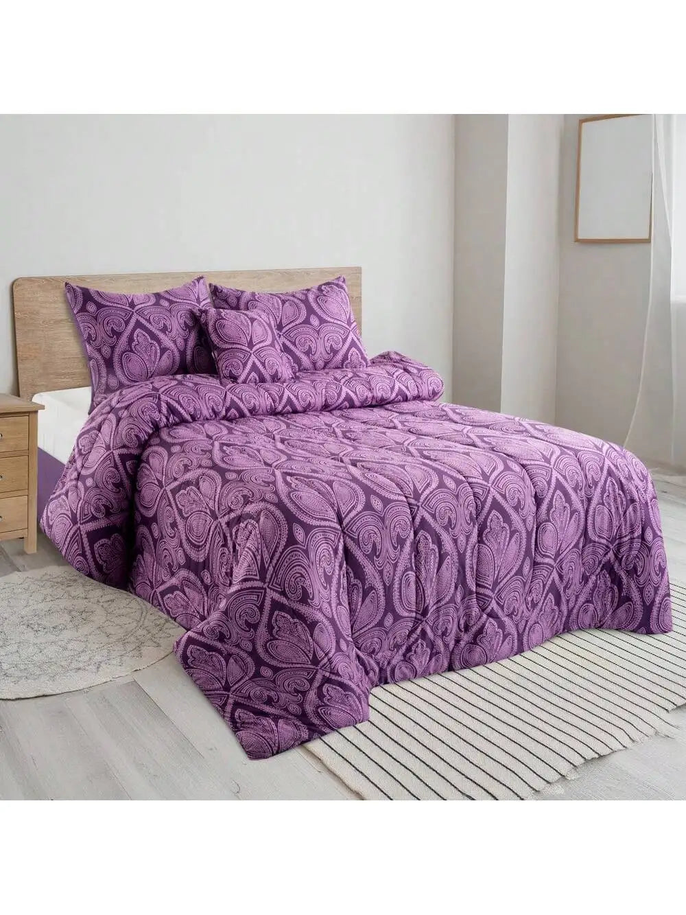 Reversible 5pc Printed Comforter Set, Inc. 1 Comforter, 2 Pillow Shams