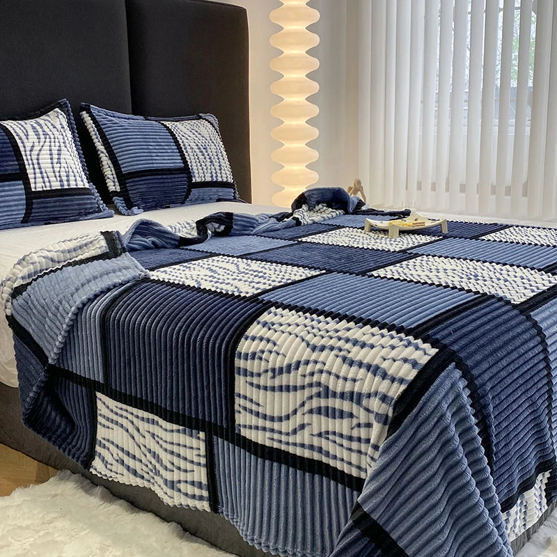 Soft Plush Plaid Throw Blanket, All Season, Multifunctional