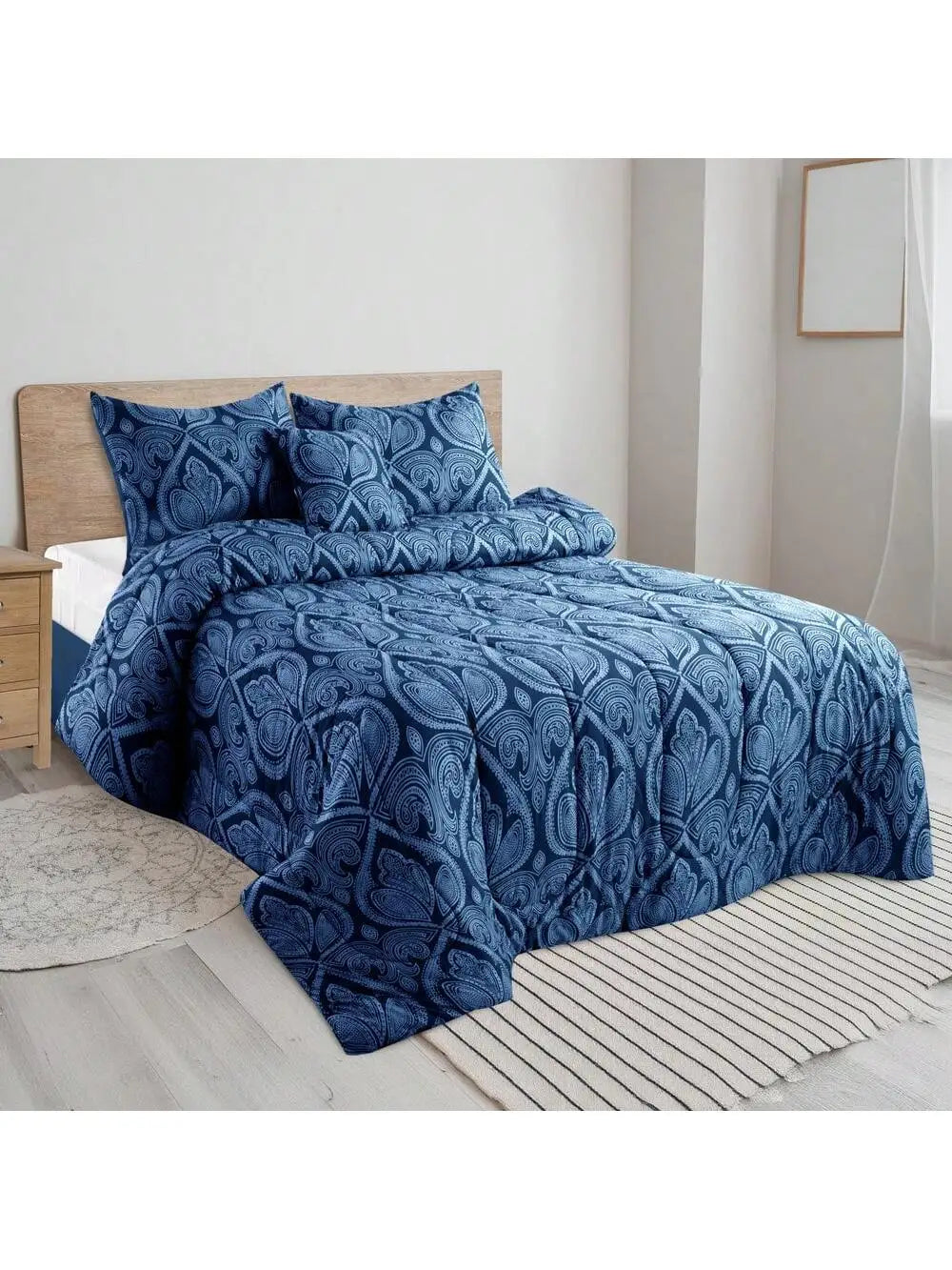 Reversible 5pc Printed Comforter Set, Inc. 1 Comforter, 2 Pillow Shams