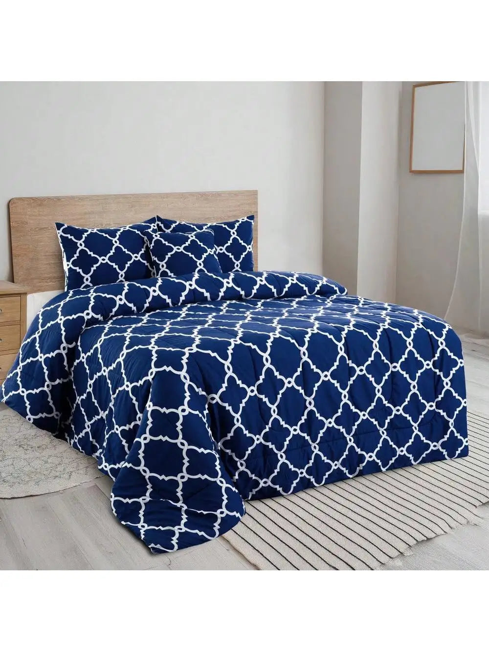 Reversible 5pc Printed Comforter Set, Inc. 1 Comforter, 2 Pillow Shams