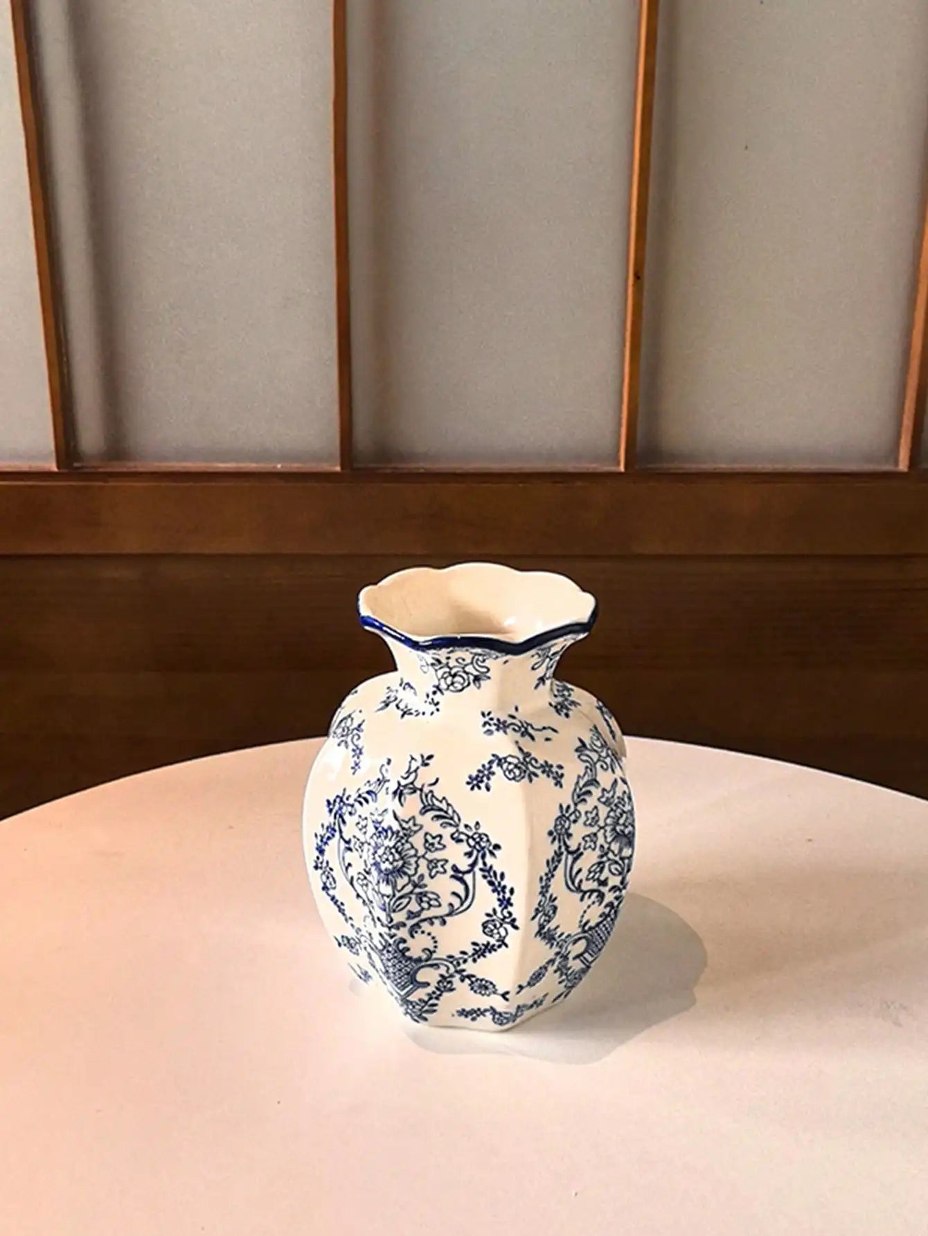 1 Pc Blue & White Porcelain Retro Chinese Vase