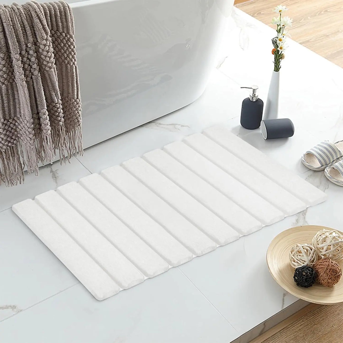 Absorbent Foldable Diatomite Bathmat, Non-Slip, Quick Dry
