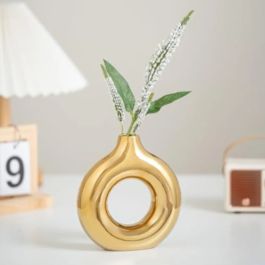 Donut Vase, Modern Ceramic Vase for Pampas Grass